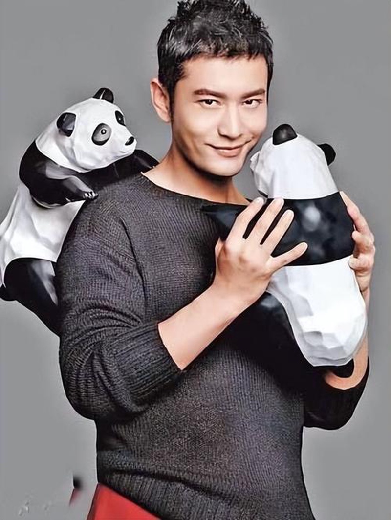 黄晓明闪现妇产医院全员吃瓜?终究是颈椎背了锅!
